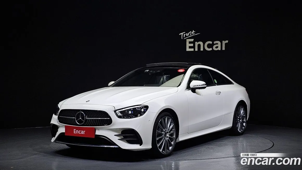 Mercedes-Benz E-Class — фото 1