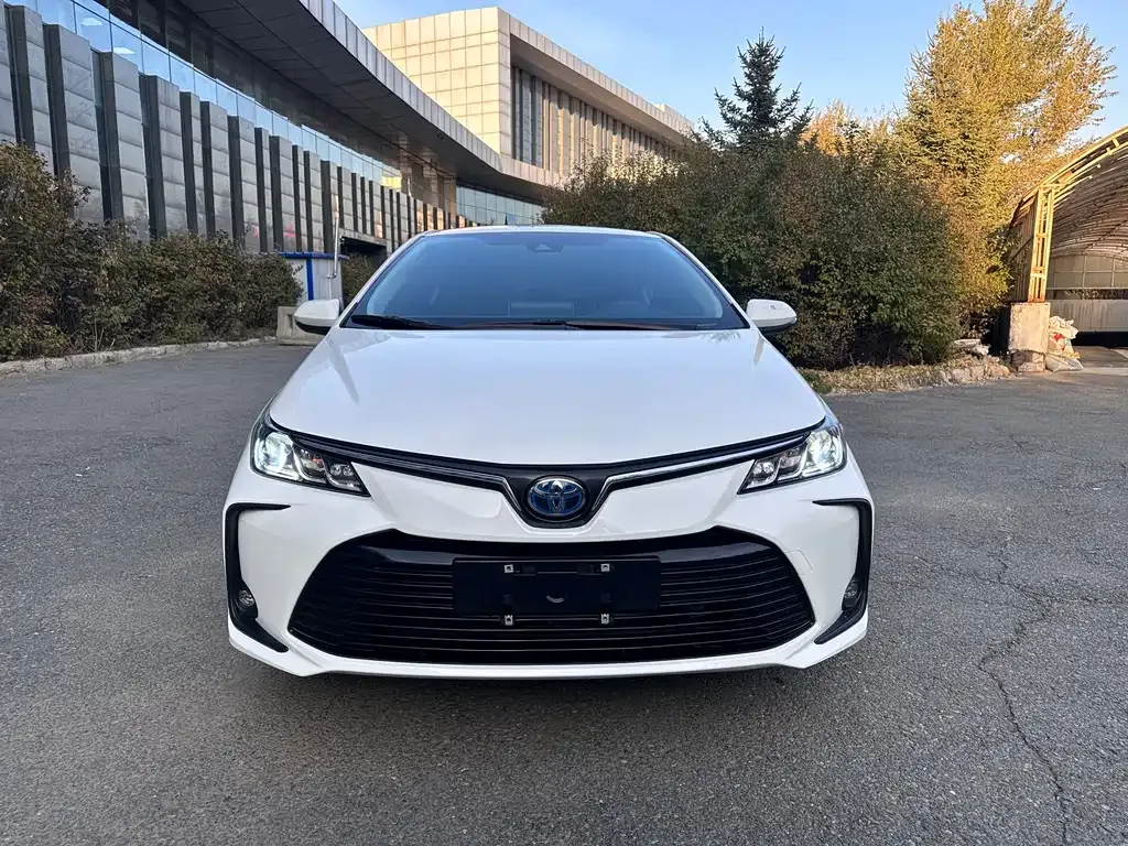 Toyota Corolla 2022 из CN, фото 2
