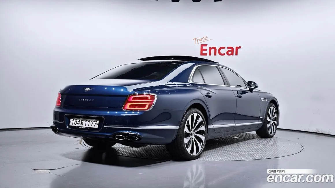 Bentley Flying Spur 2024 из KR, фото 2