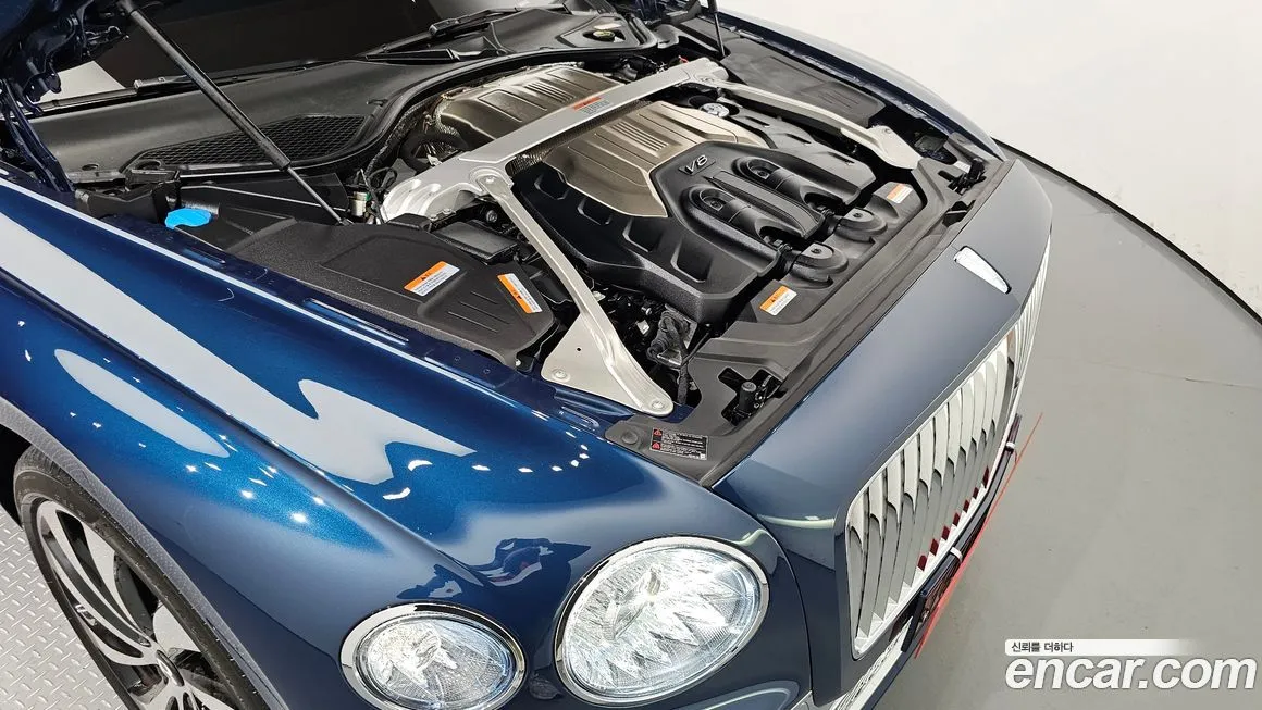 Bentley Flying Spur 2024 из KR, фото 6