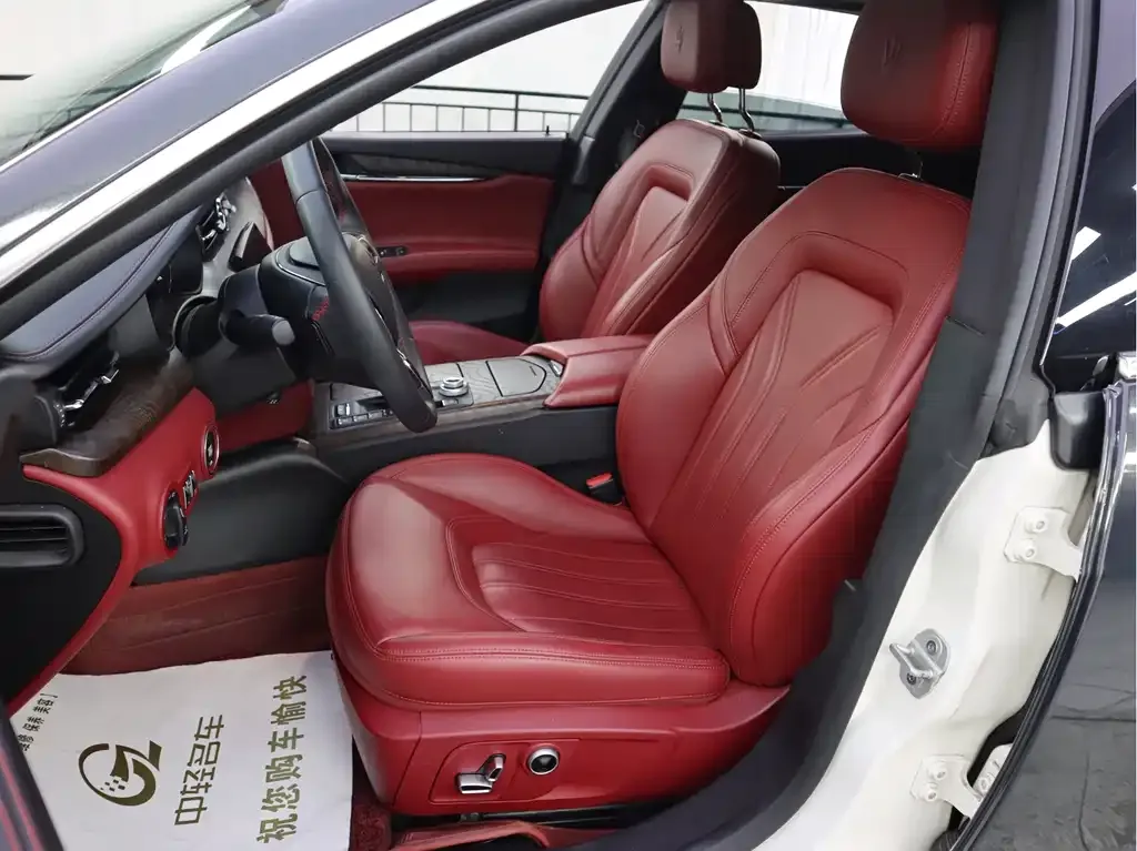 Maserati Quattroporte 2021 из CN, фото 10