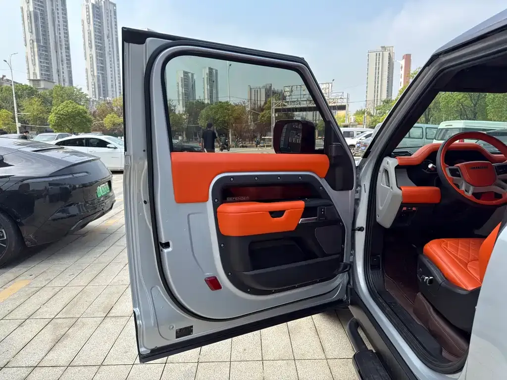 Land Rover Defender 2022 из CN, фото 8