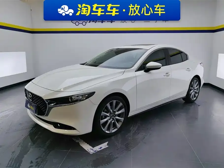 Mazda 3 Axela 2024 из CN, фото 1