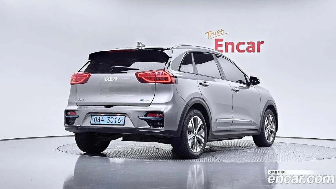 Kia Niro 2022 из KR, фото 2