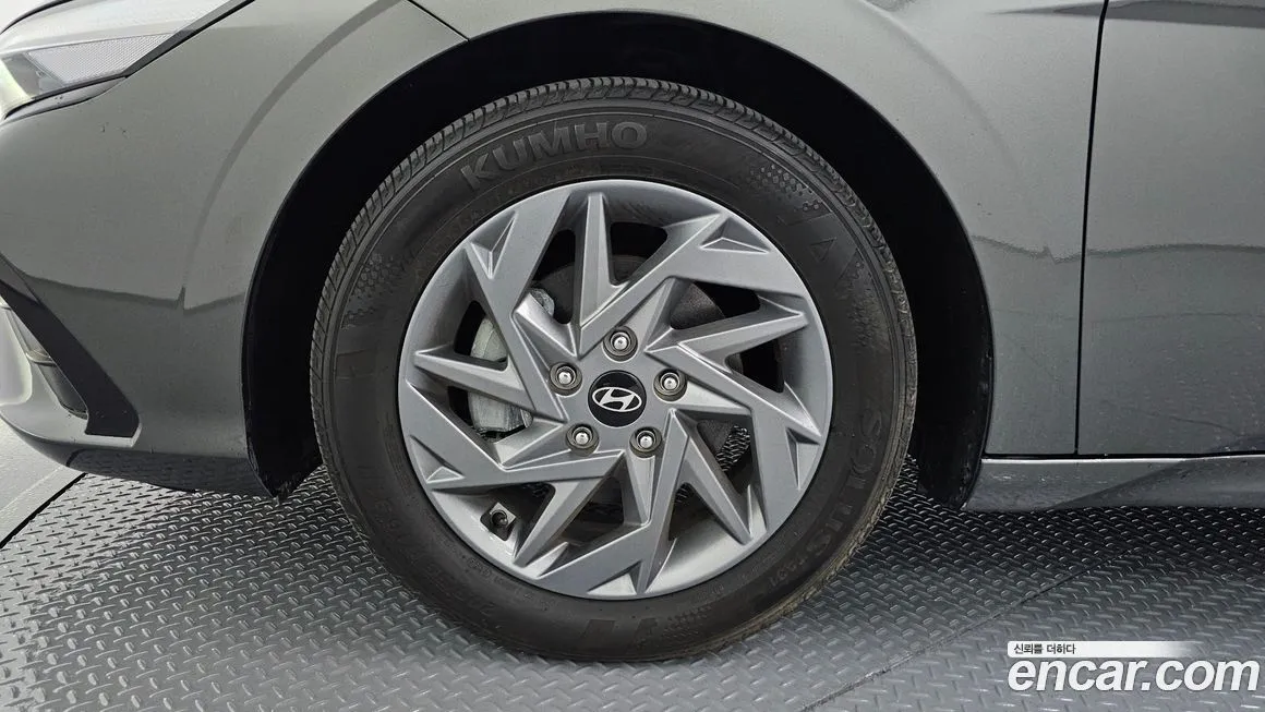 Hyundai AVANTE — фото 5
