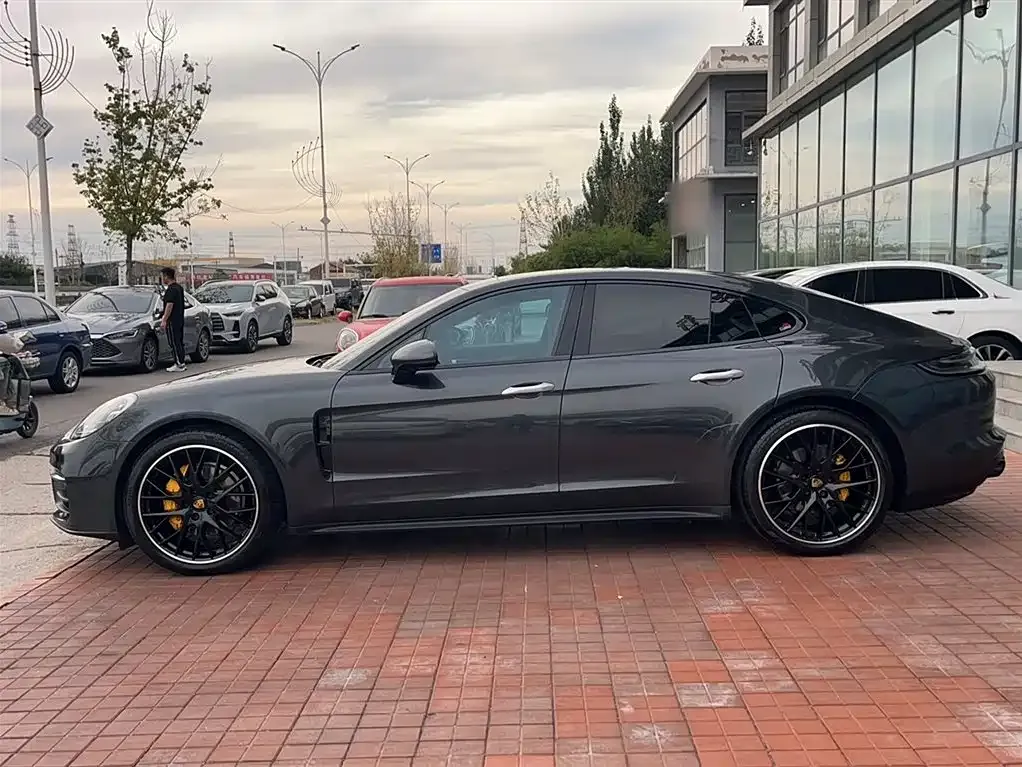 Porsche Panamera 2023 из CN, фото 7