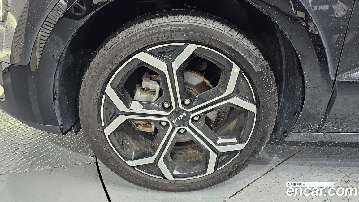 Kia Niro — фото 5