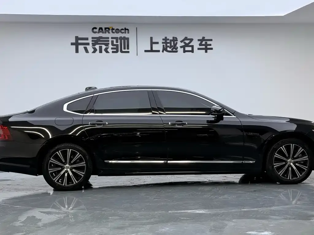 Volvo S90 PHEV 2022 из CN, фото 4