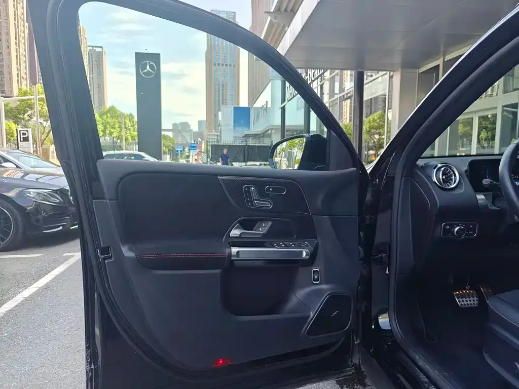 Mercedes-Benz GLB AMG 2024 из CN, фото 5
