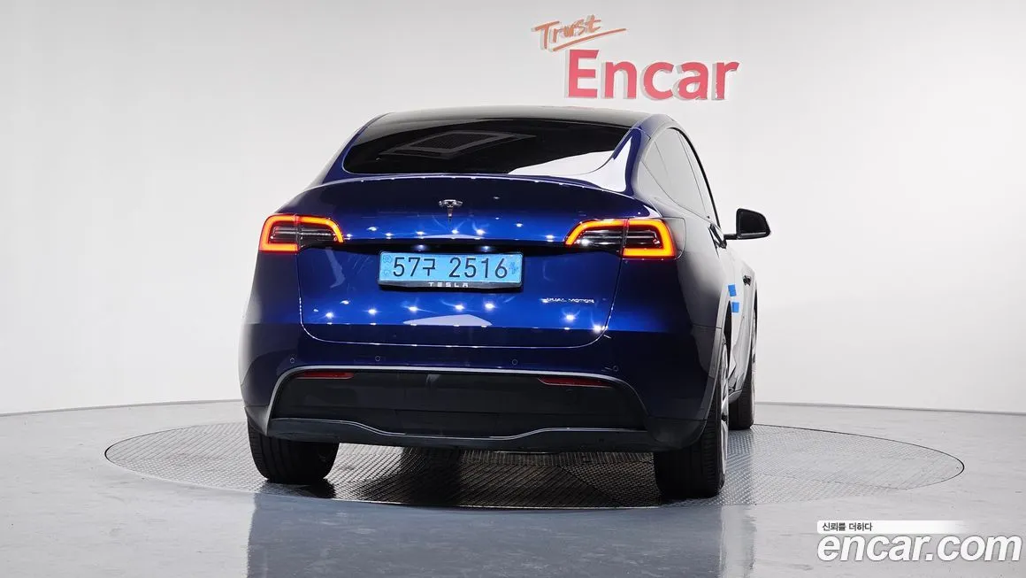Tesla Model Y — фото 4