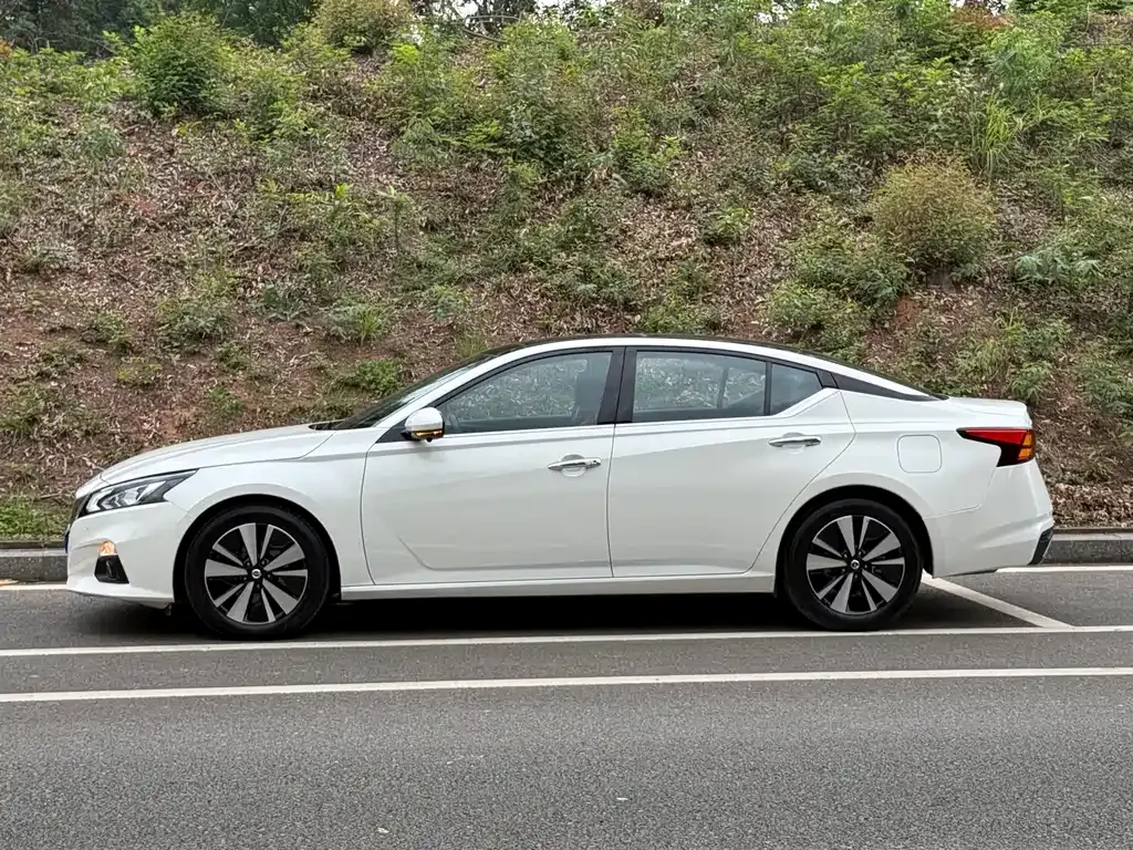 Nissan Teana 2021 из CN, фото 4