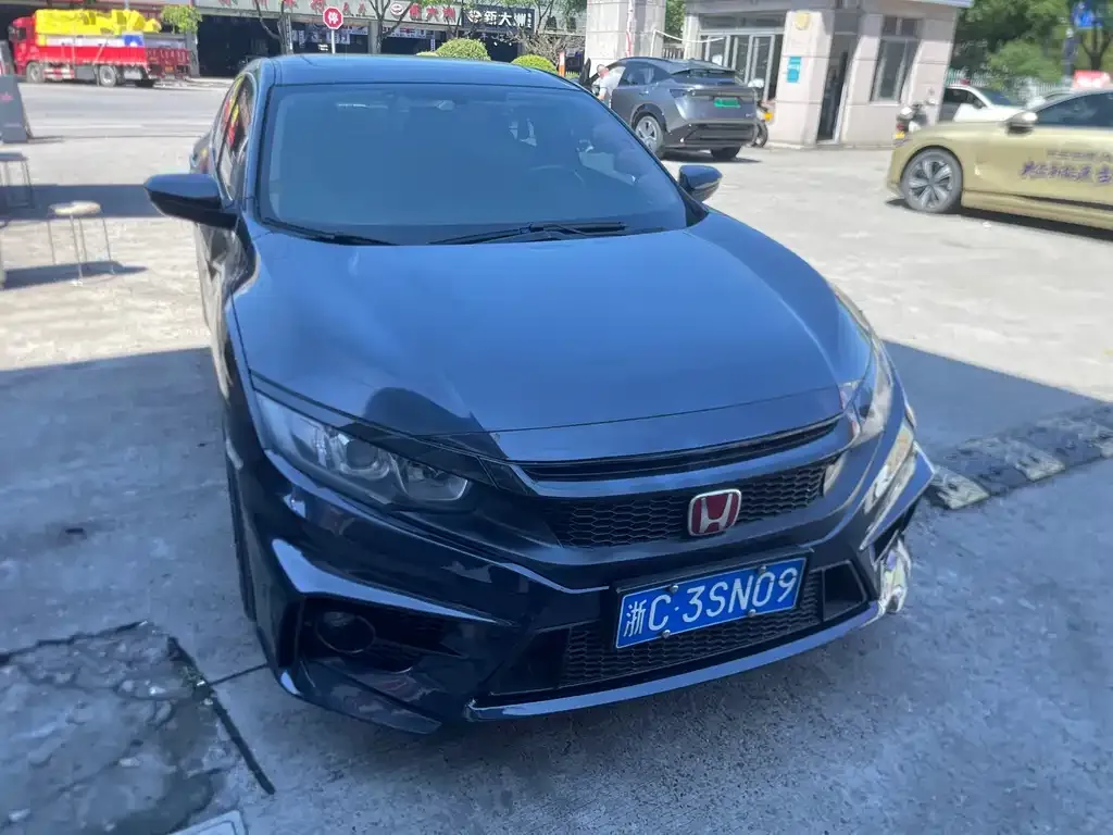 Honda Civic 2021 из CN, фото 2