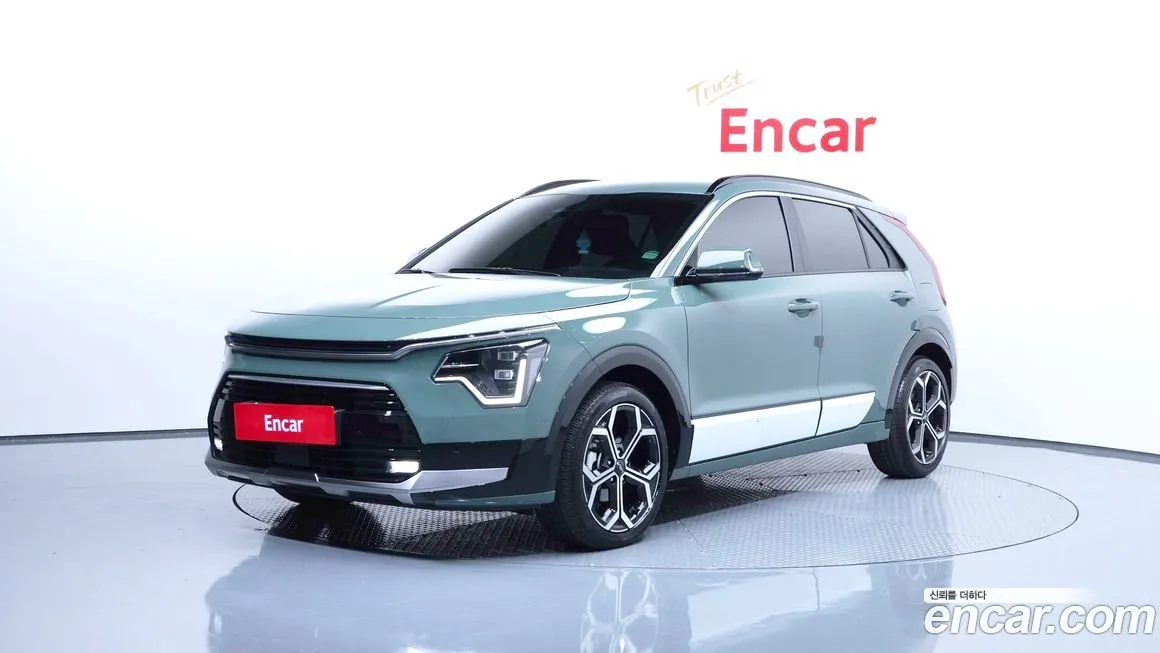 Kia Niro — фото 1