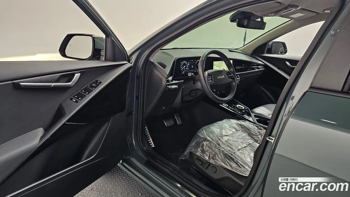 Kia Niro — фото 10