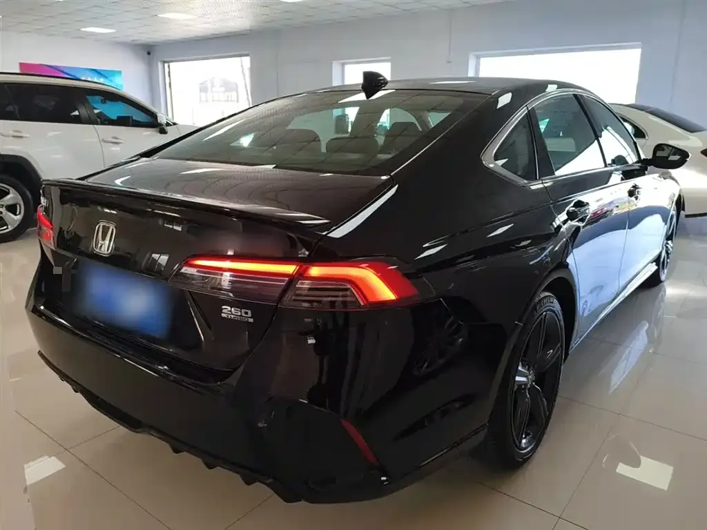 Honda Inspire 2024 из CN, фото 7