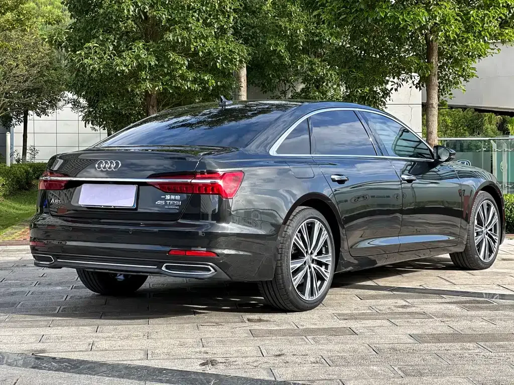 Audi A6L 2021 из CN, фото 4