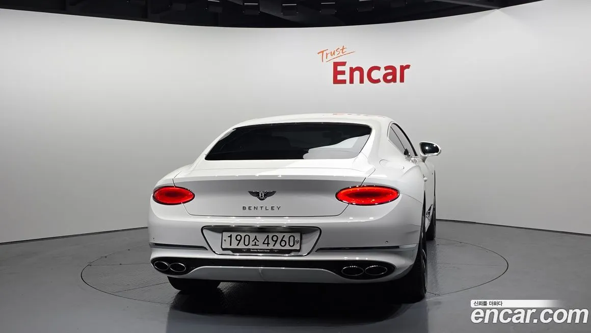 Bentley Continental 2023 из KR, фото 4