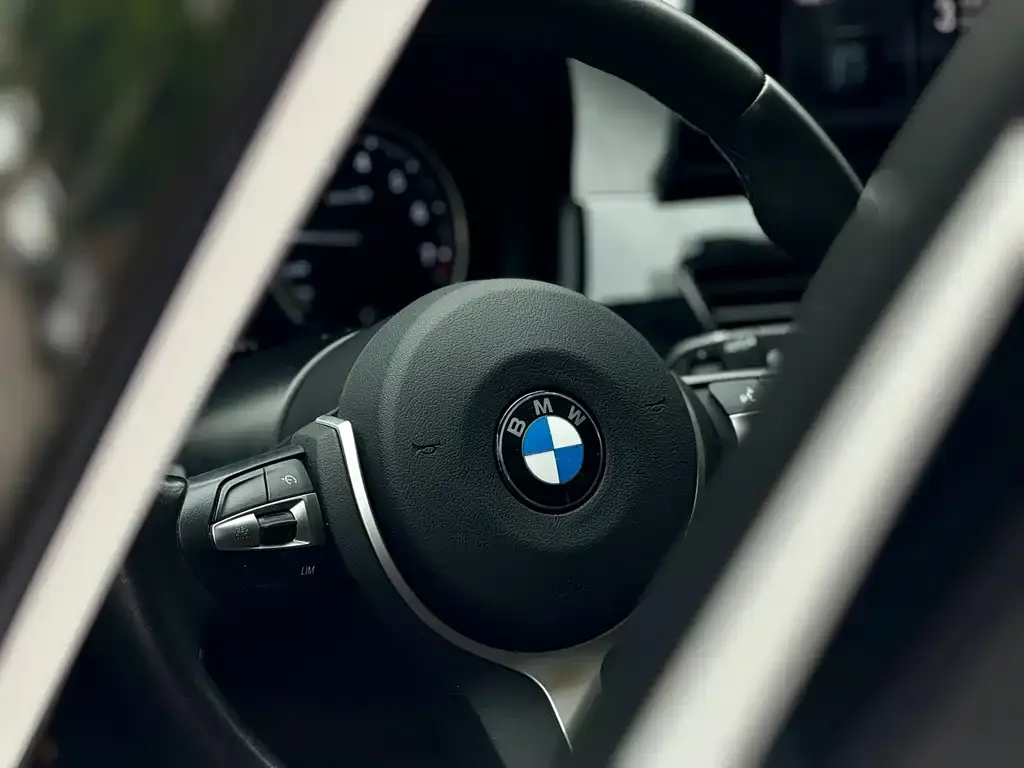 BMW X1 2022 из CN, фото 10
