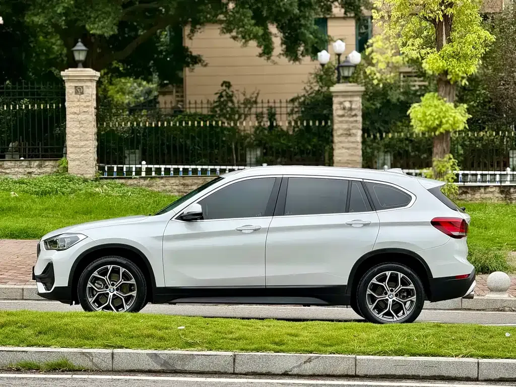BMW X1 2022 из CN, фото 9