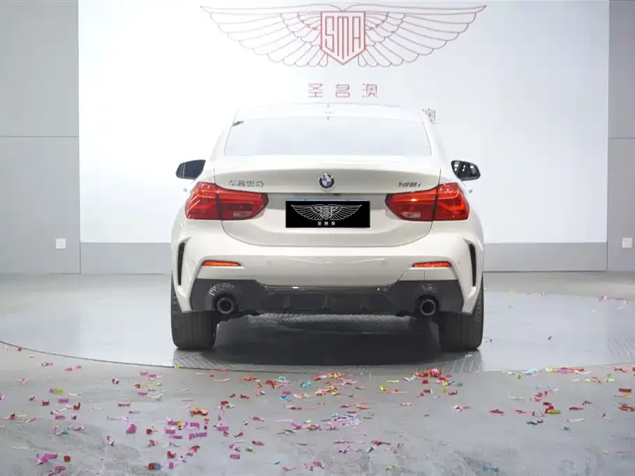 BMW 1 Series 2022 из CN, фото 6