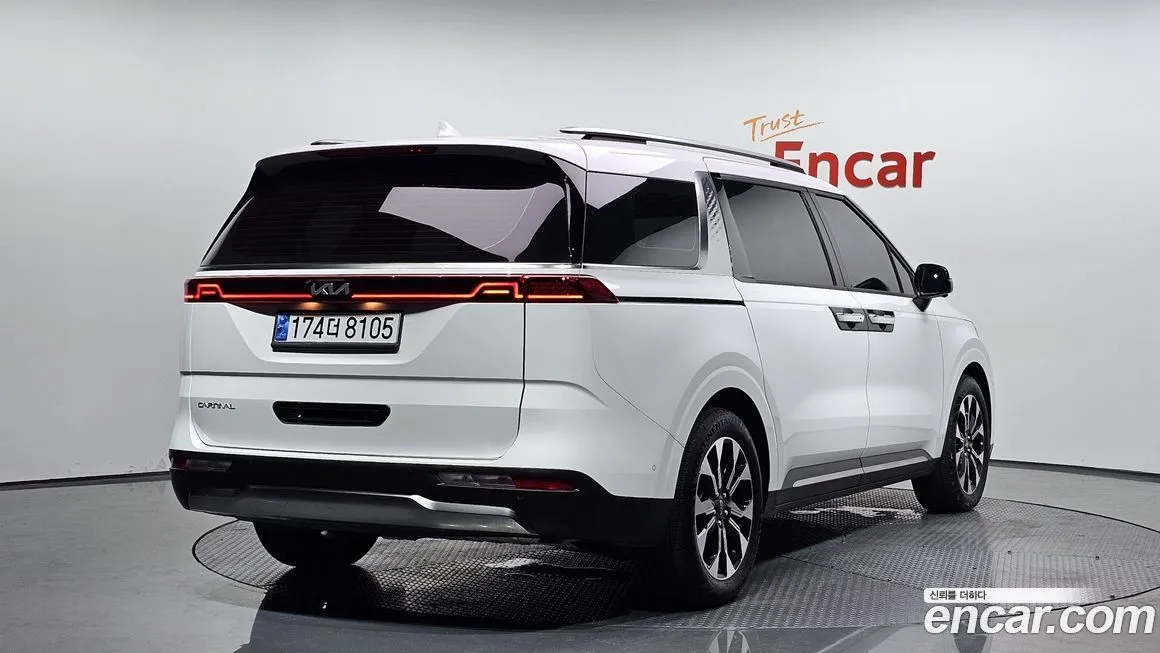 Kia Carnival — фото 2