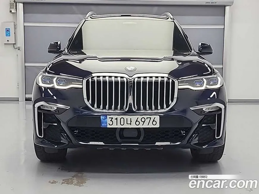 BMW X7 — фото 1