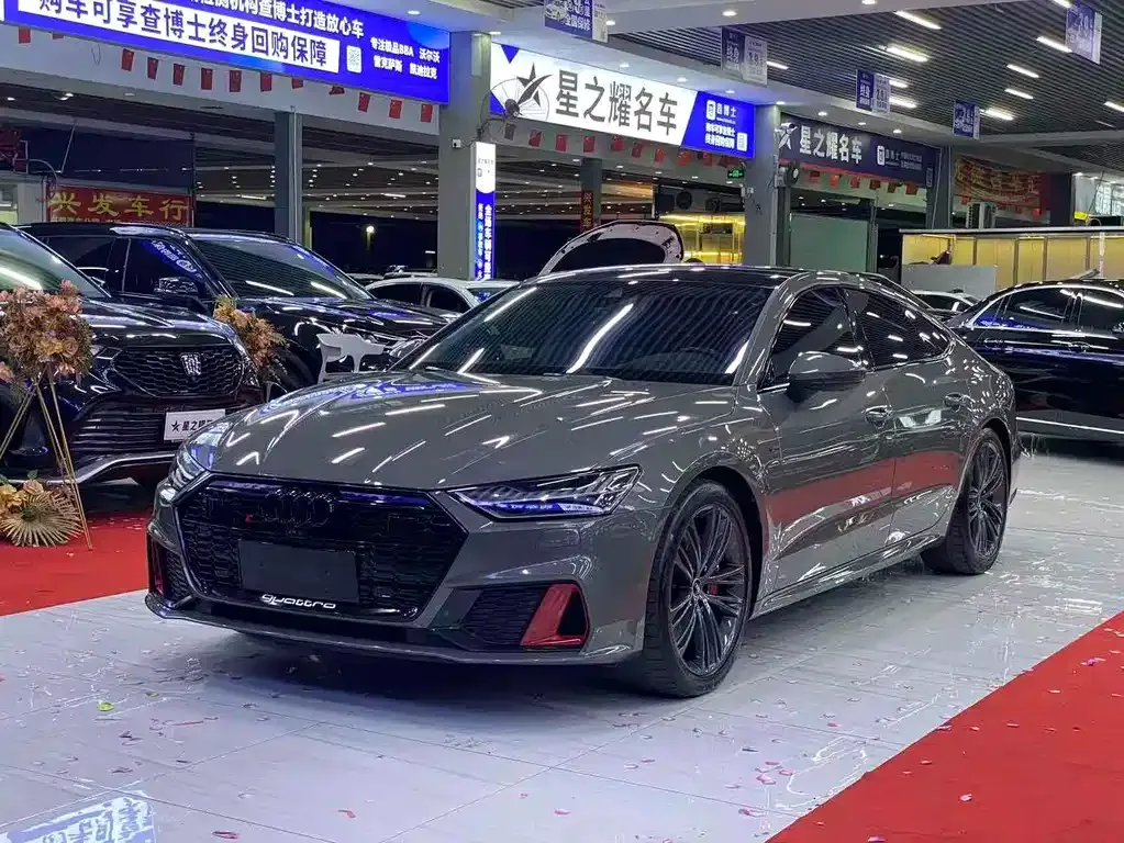 Audi A7 2021 из CN, фото 1