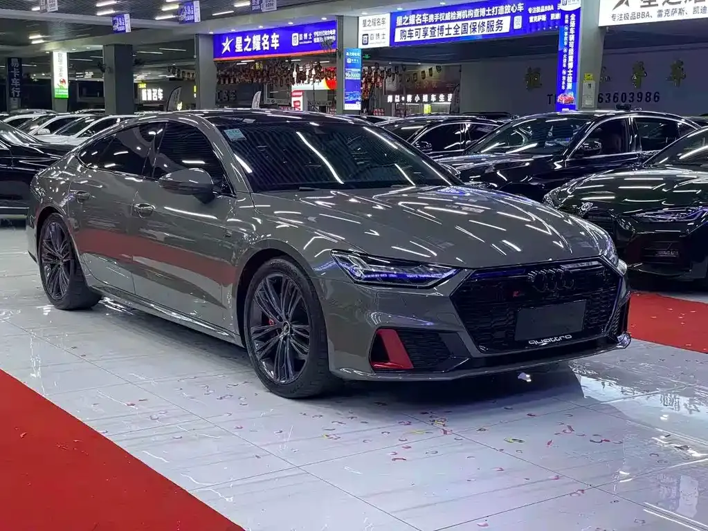 Audi A7 2021 из CN, фото 3