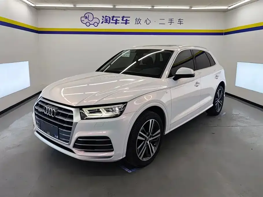 Audi Q5L 2021 из CN, фото 1