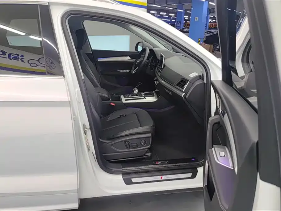Audi Q5L 2021 из CN, фото 8
