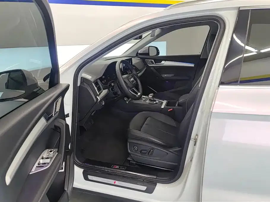 Audi Q5L 2021 из CN, фото 9