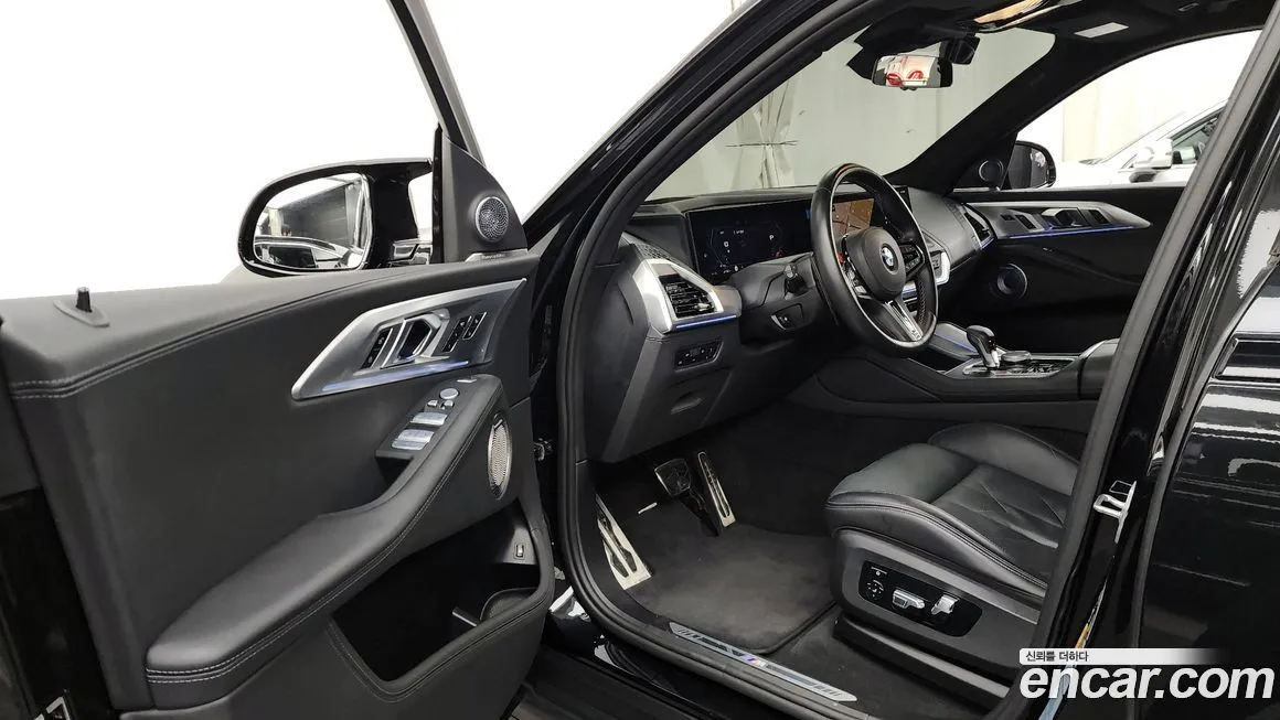 BMW XM — фото 10