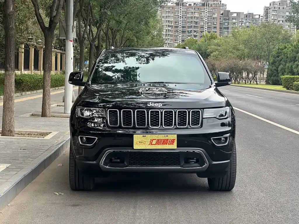 Jeep Grand Cherokee (Import) 2021 из CN, фото 2