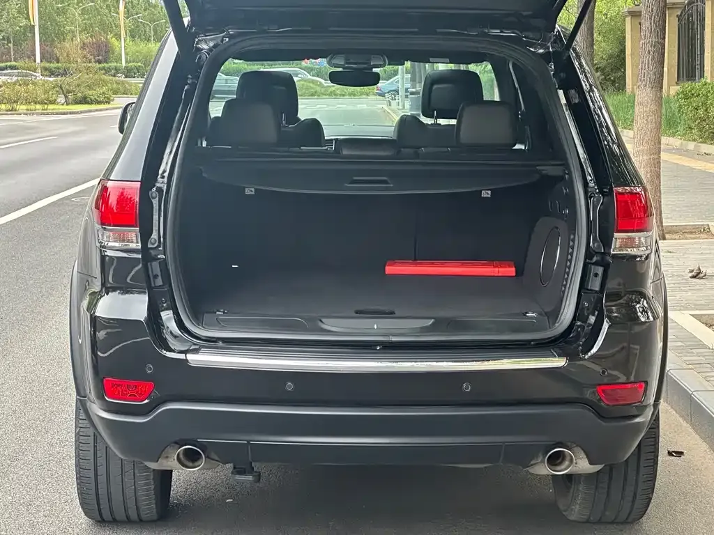 Jeep Grand Cherokee (Import) 2021 из CN, фото 7