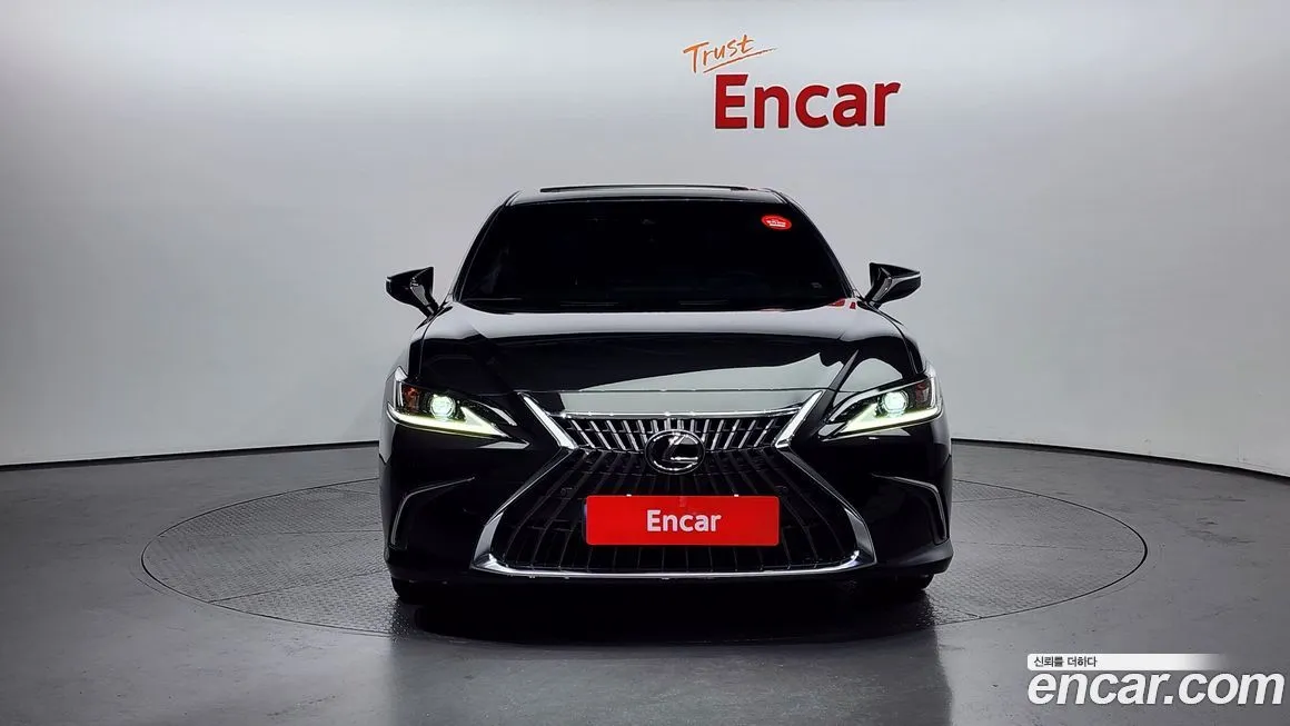 Lexus ES 2023 из KR, фото 3