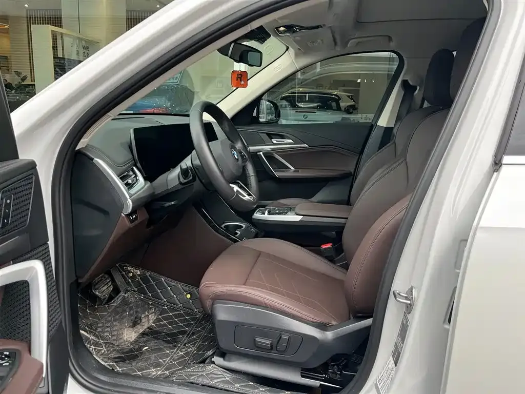 BMW X1 2024 из CN, фото 8