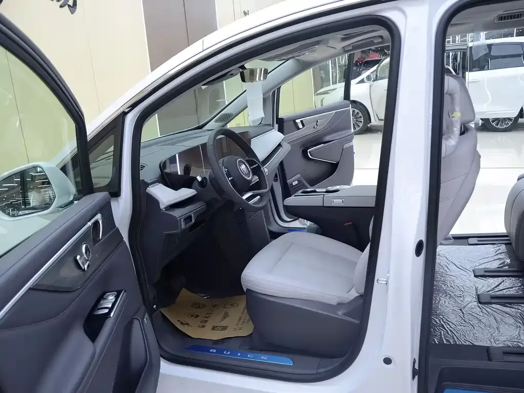 Buick GL8 2024 из CN, фото 4