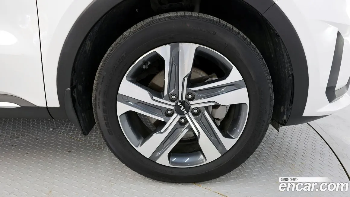 Kia Sorento — фото 5