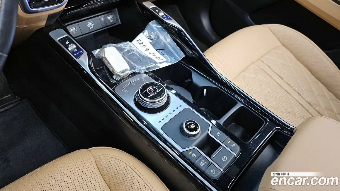 Kia Sorento — фото 9