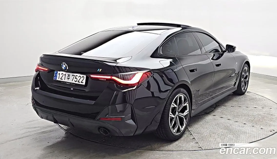 BMW 4-Series 2024 из KR, фото 4