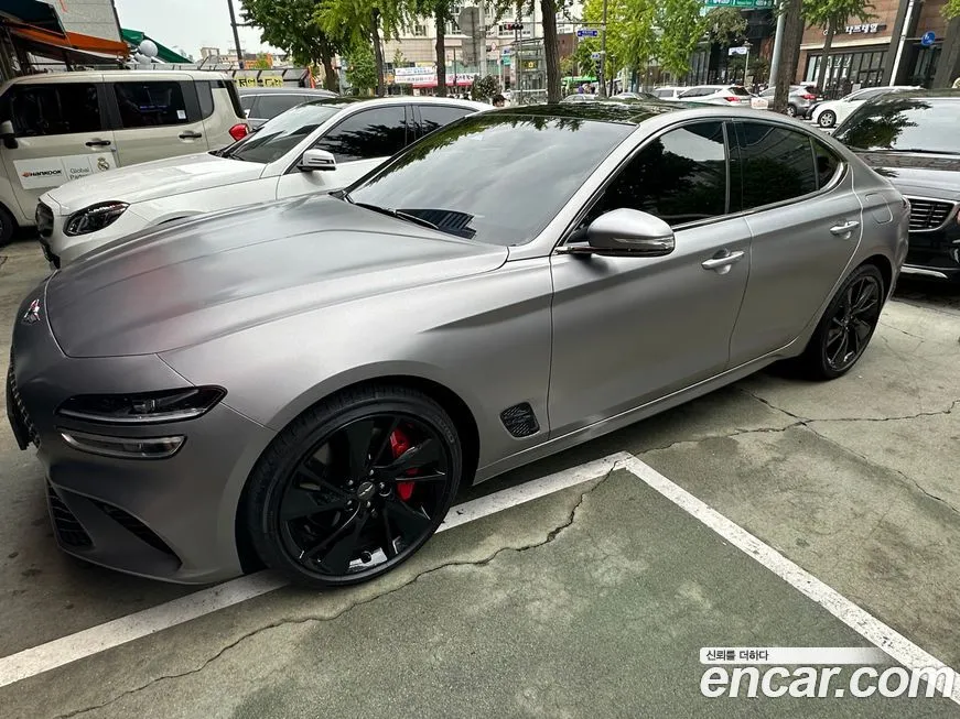 Genesis G70