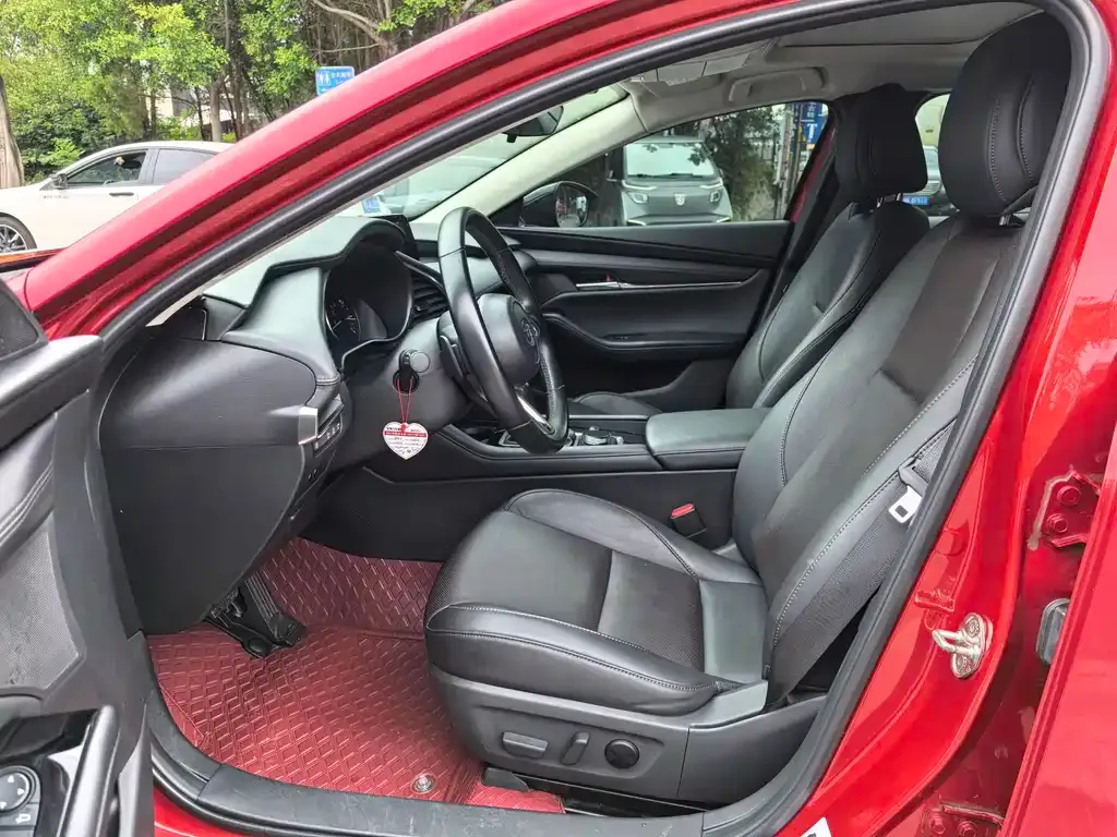 Mazda 3 Axela 2022 из CN, фото 7