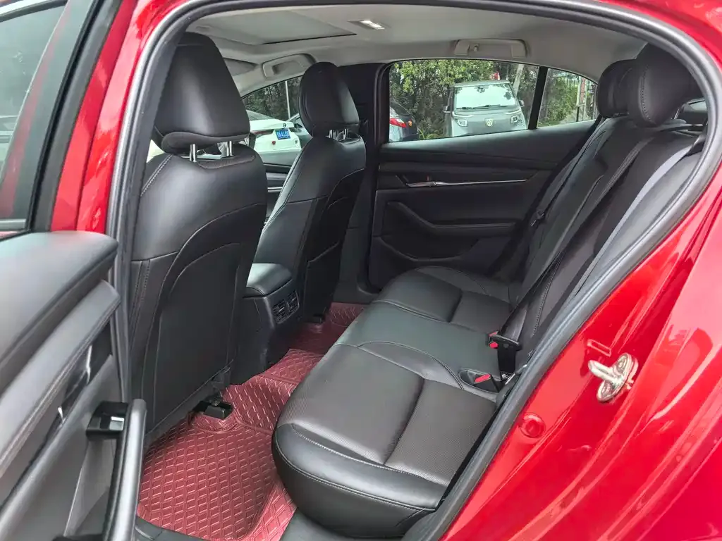 Mazda 3 Axela 2022 из CN, фото 9