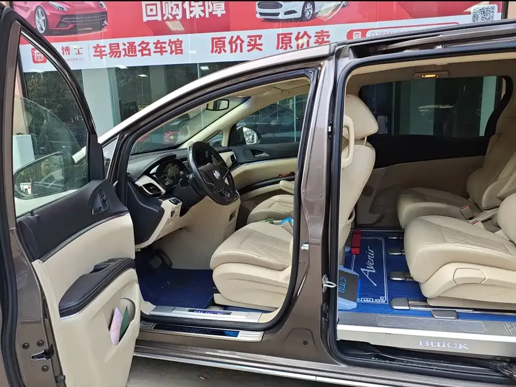 Buick GL8 2024 из CN, фото 7