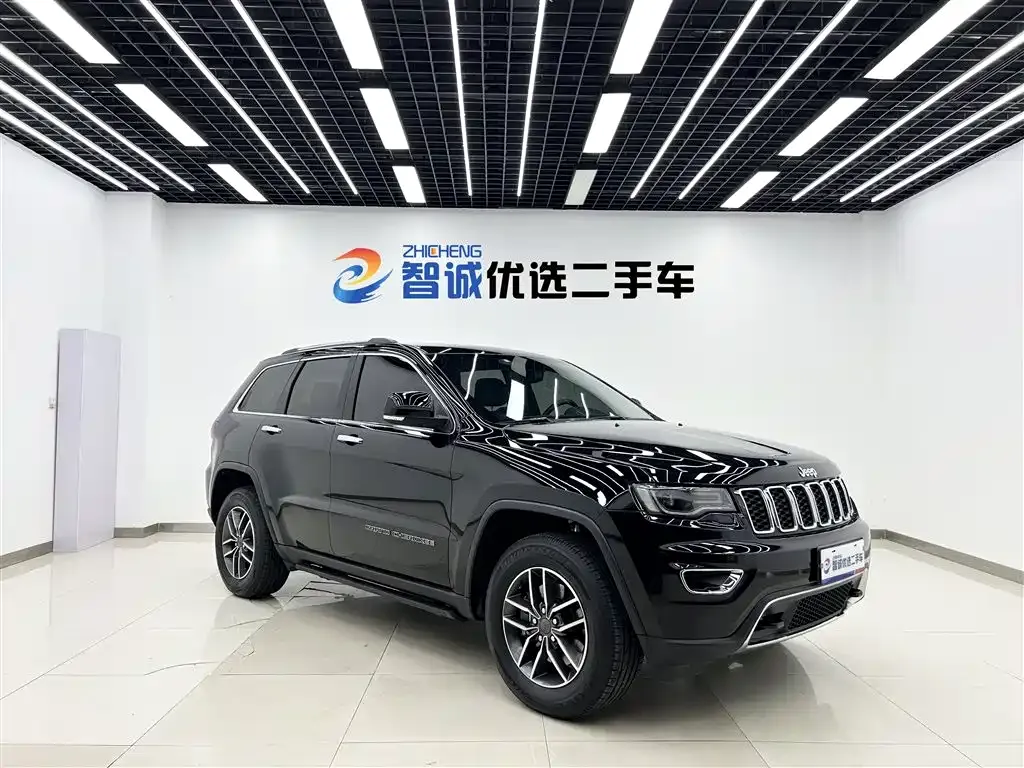 Jeep Grand Cherokee (Import) 2021 из CN, фото 3