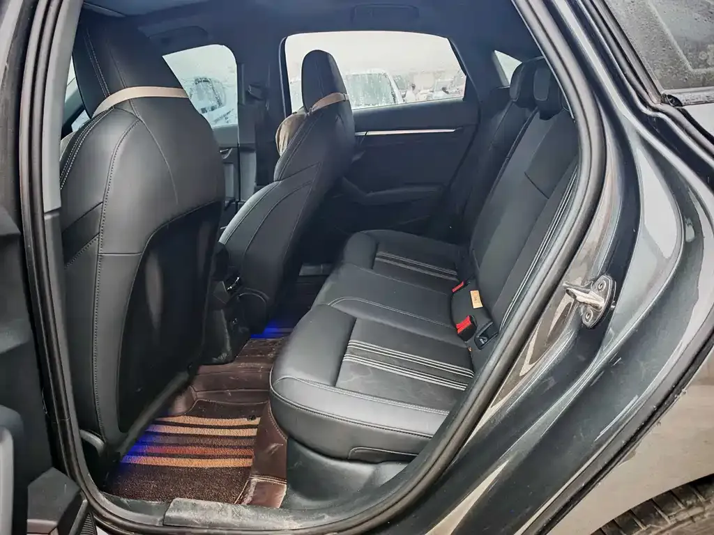 Audi A3 2024 из CN, фото 7