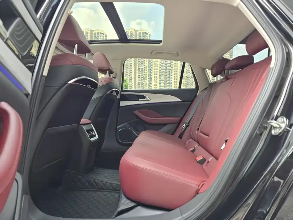 Hongqi H5 2024 из CN, фото 8