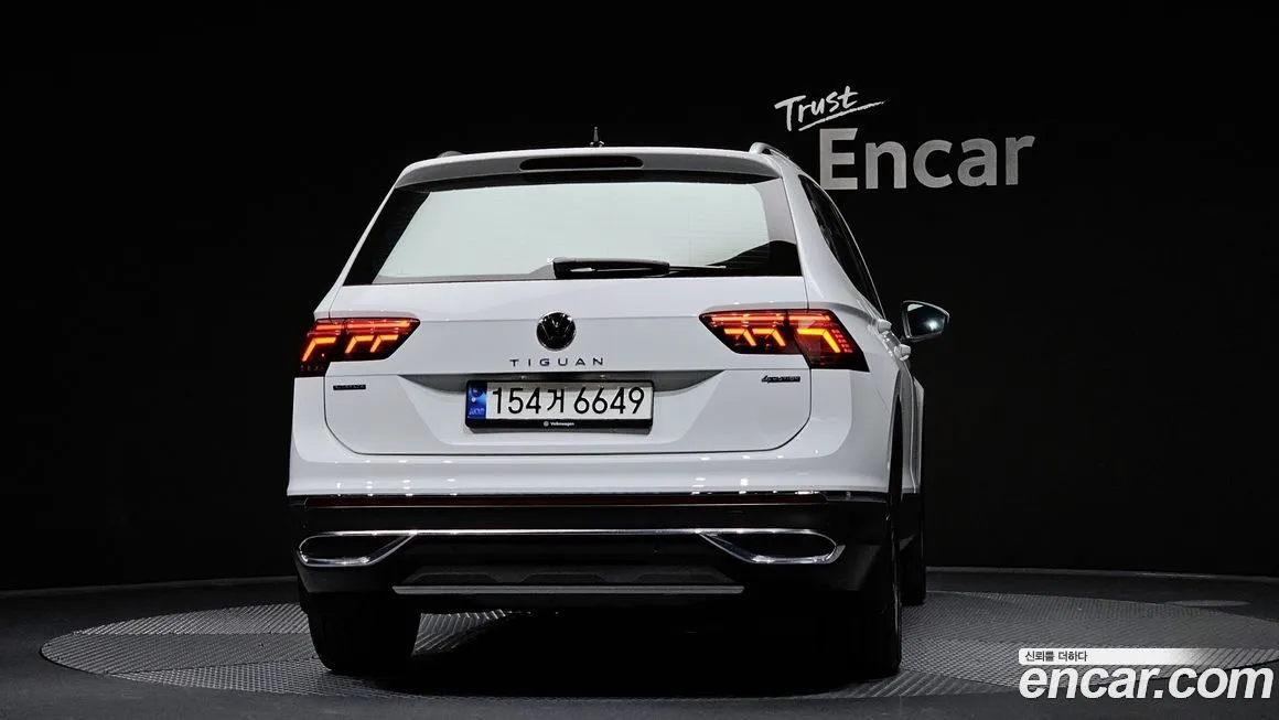Volkswagen Tiguan — фото 4