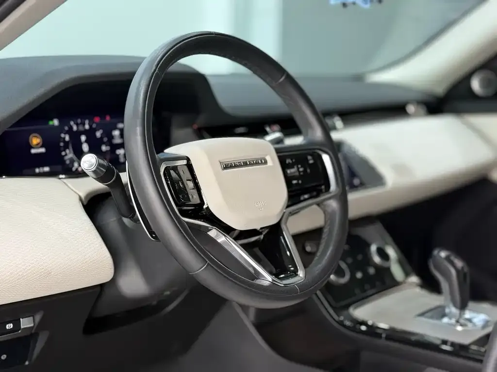 Land Rover Evoque 2022 из CN, фото 4