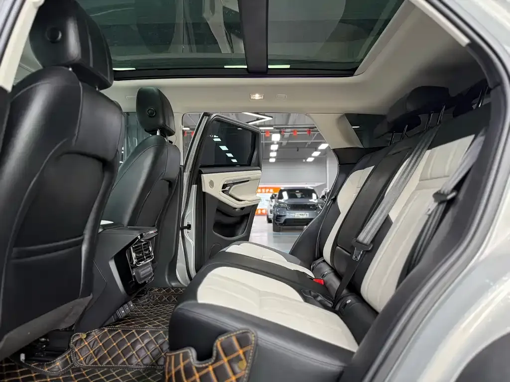 Land Rover Evoque 2022 из CN, фото 8